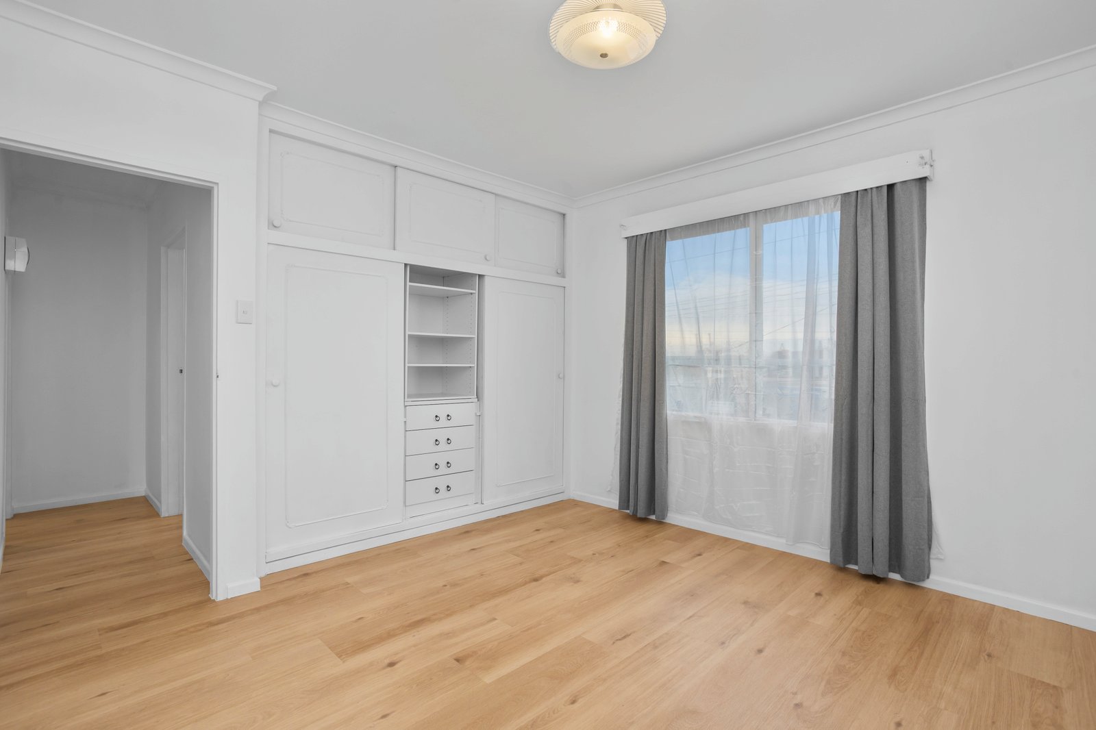 Gallery: 9/146 Hyde Street