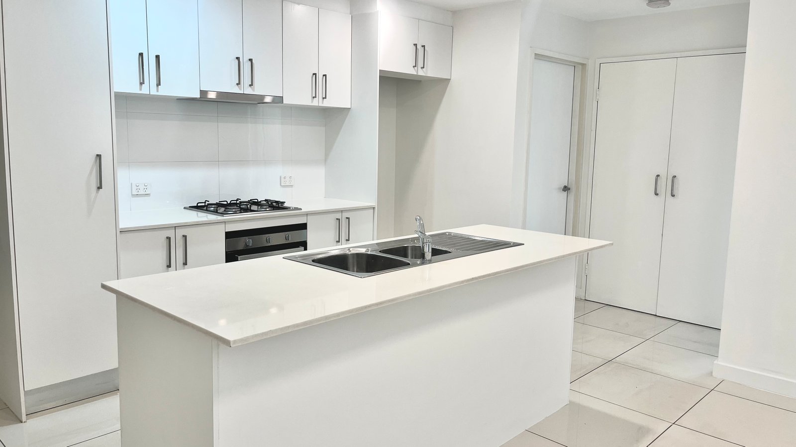 9/15-17 Castlereagh Street LIVERPOOL 3