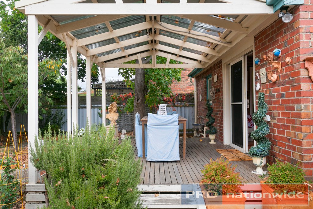 915 Ripon Street South REDAN 14