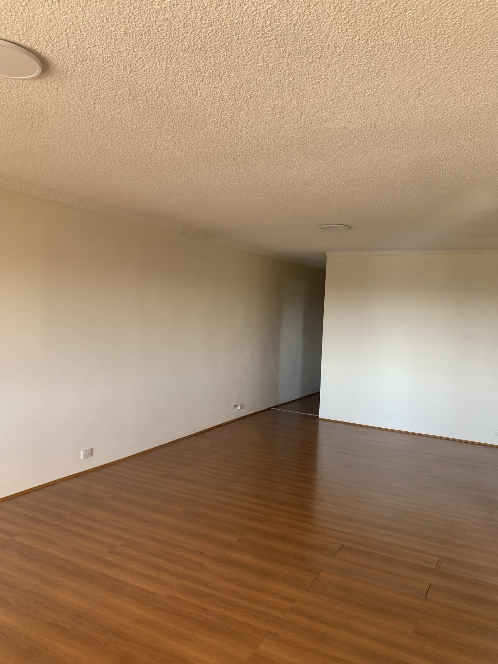 9/15 St Albans Rd  KINGSGROVE 7