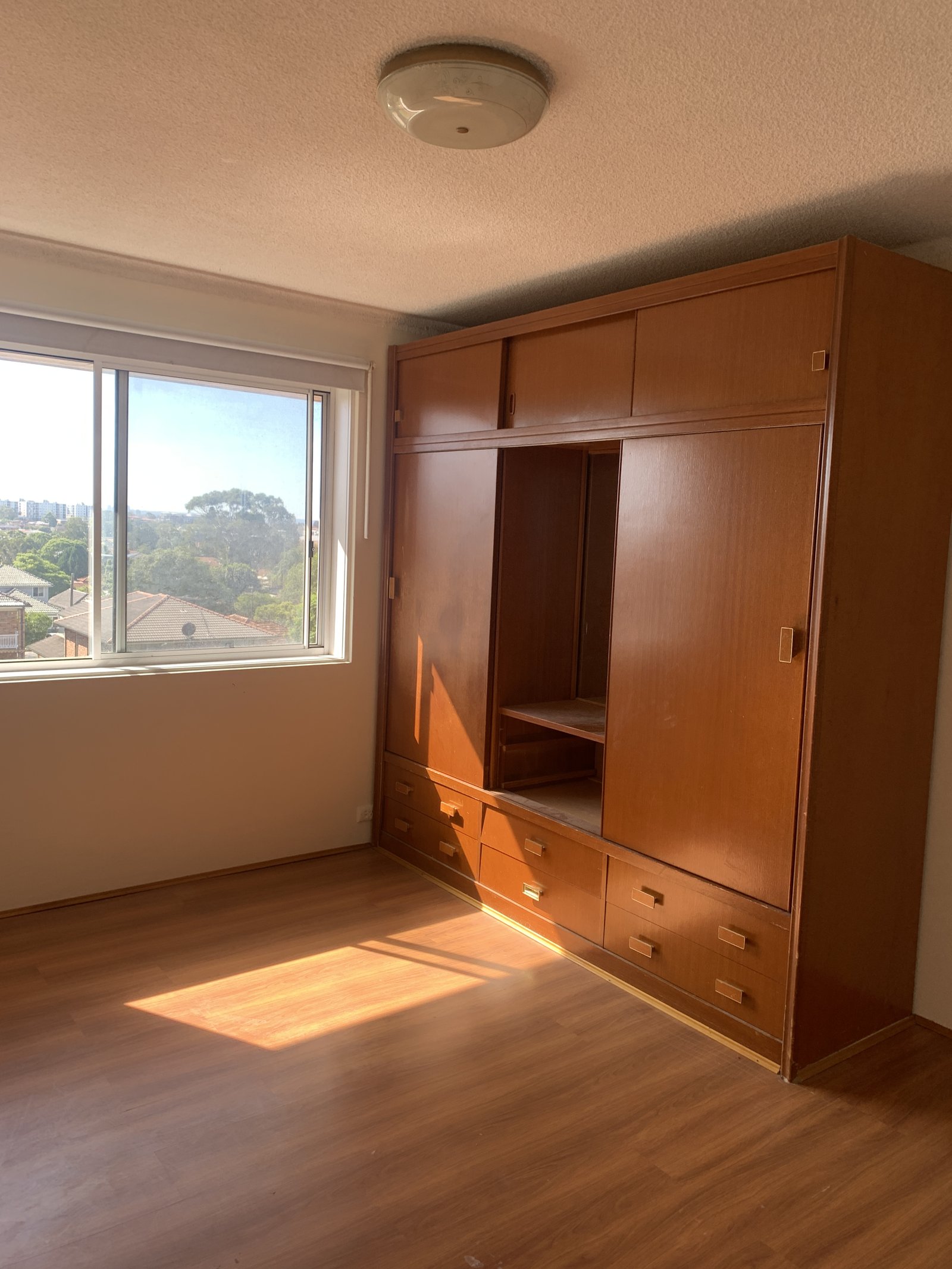 9/15 St Albans Rd  KINGSGROVE 9