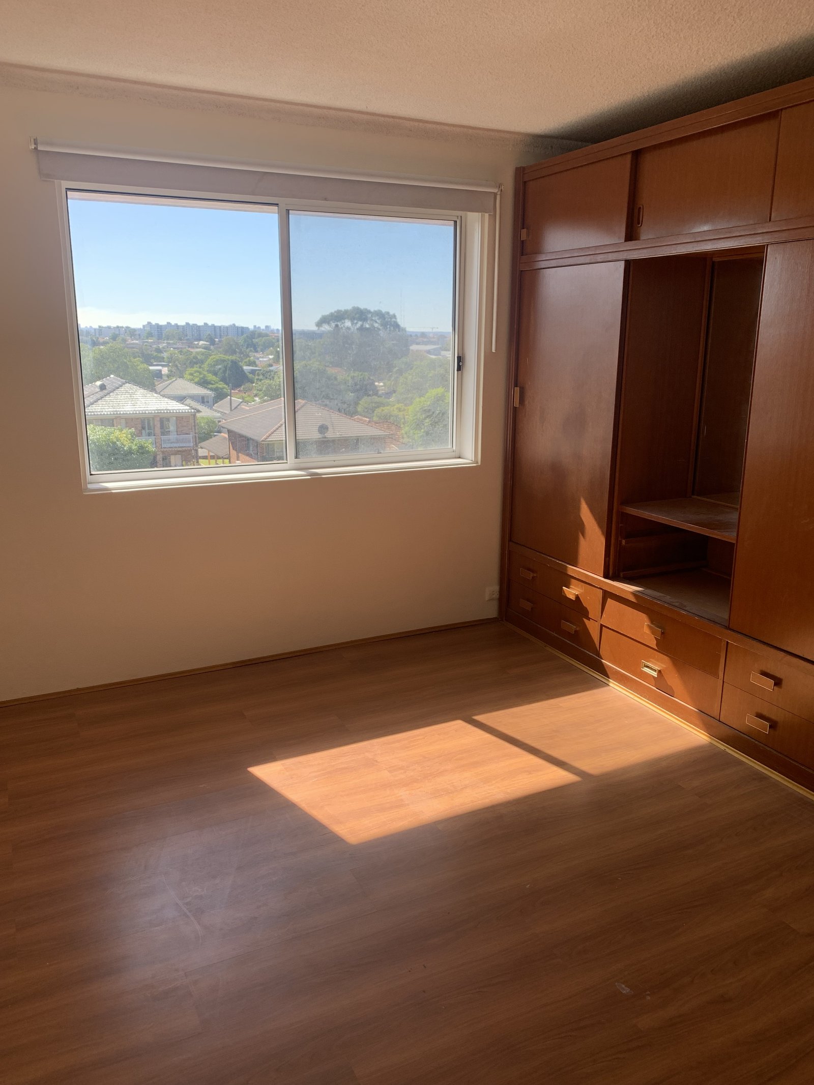 9/15 St Albans Rd  KINGSGROVE 11