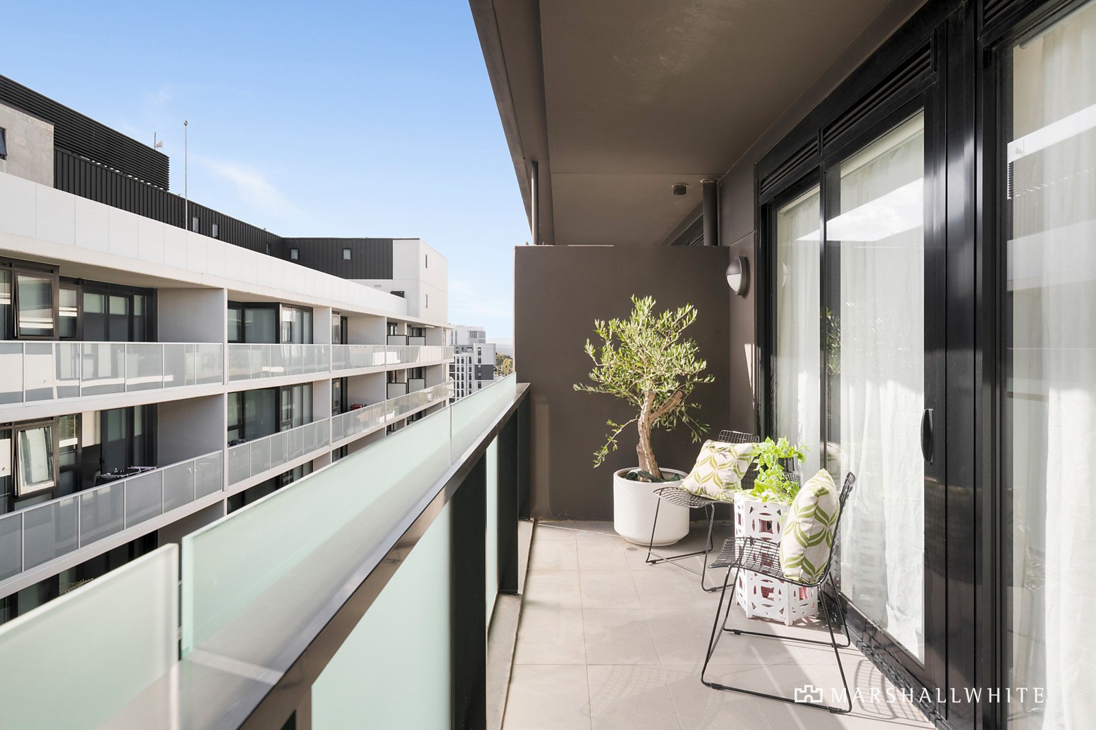 915/101 Tram Road, Doncaster, VIC