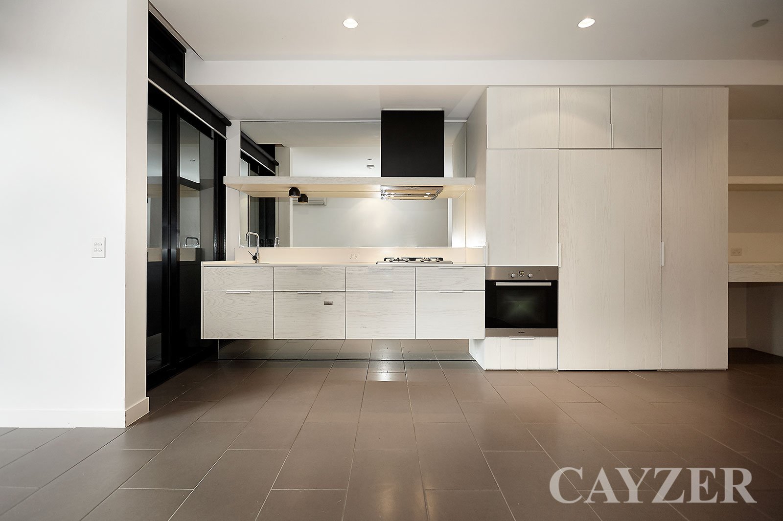 Gallery: 915/22 Dorcas Street