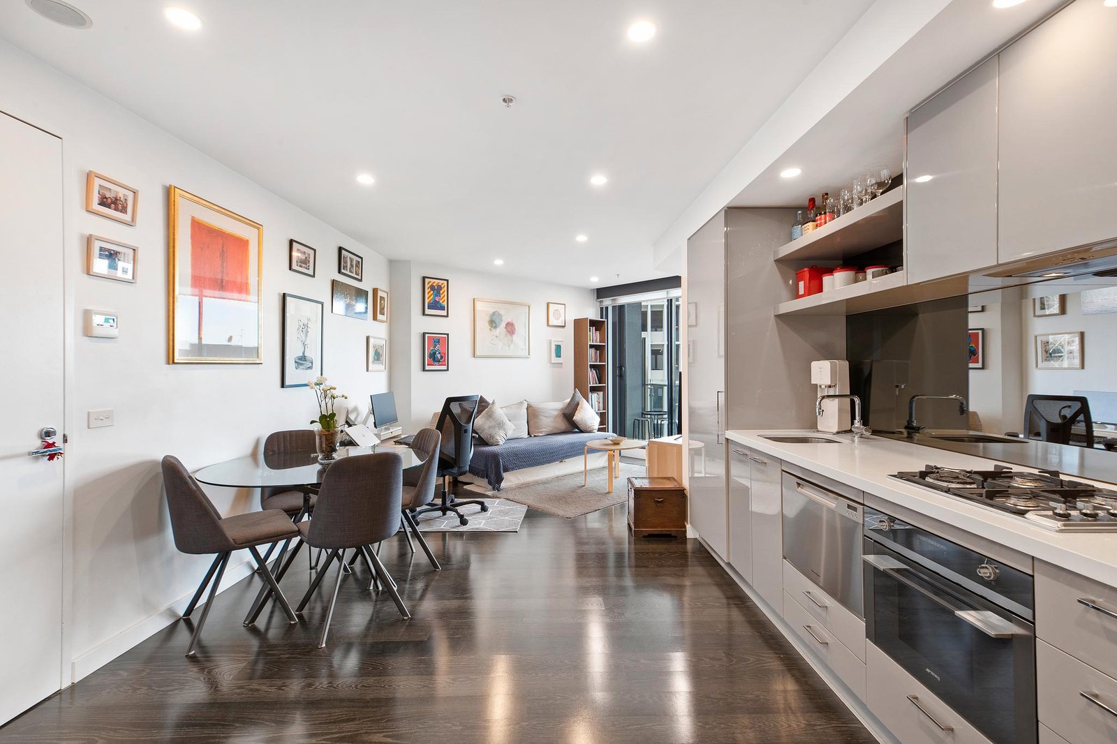 Gallery: 915/338 Kings Way