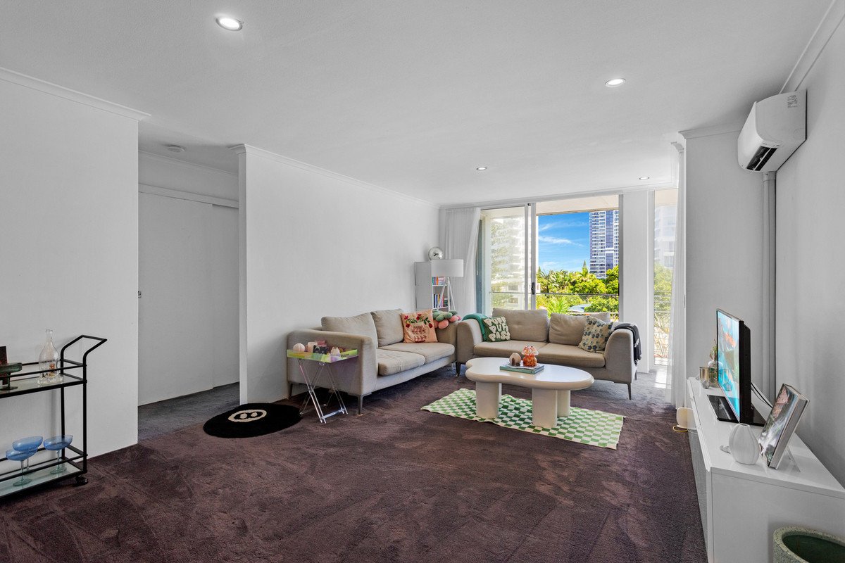 9/158 The Esplanade Burleigh Heads 7