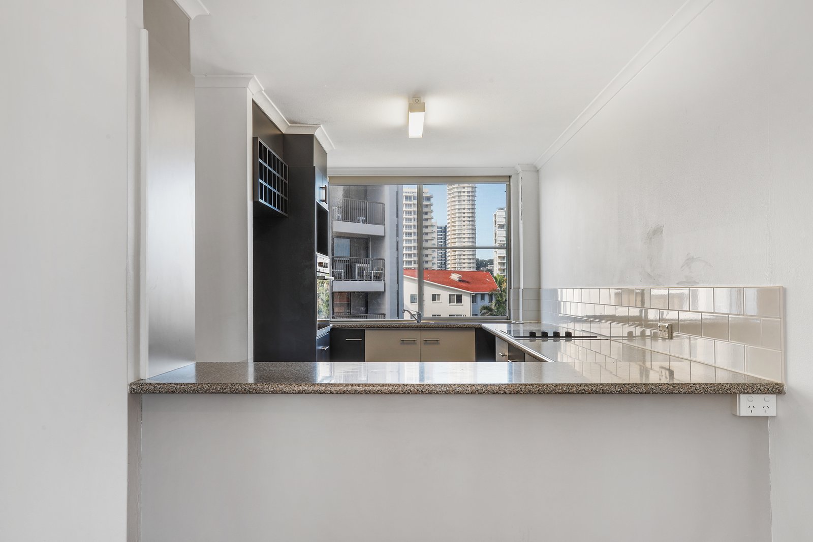 9/158 The Esplanade BURLEIGH HEADS 2