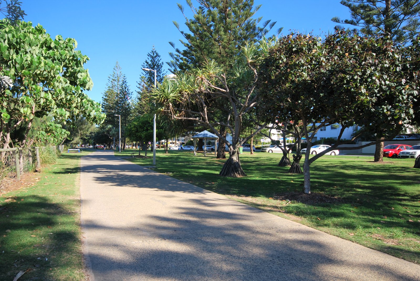 9/158 The Esplanade BURLEIGH HEADS 9