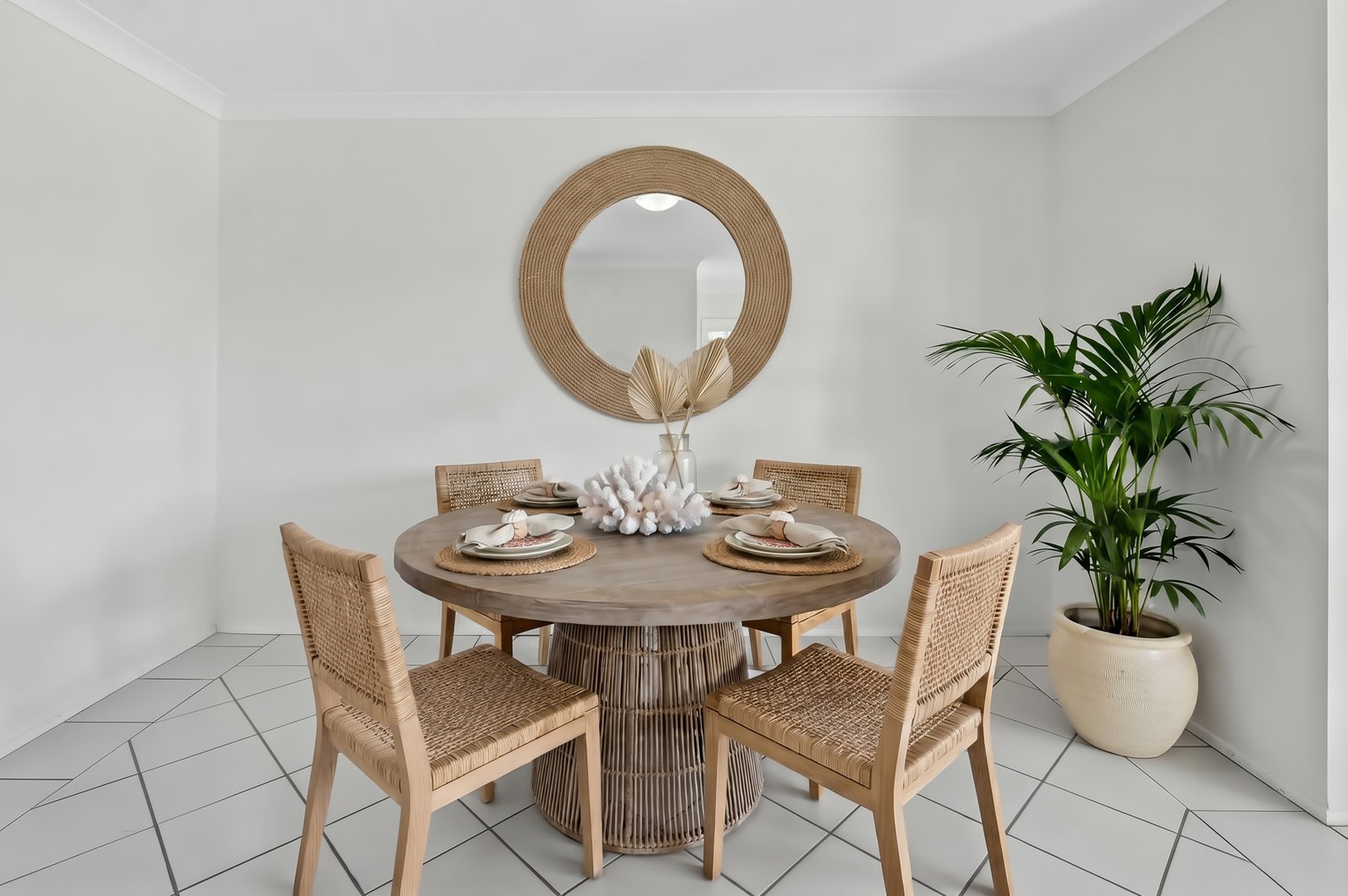 9/16-20 Stanhill Drive CHEVRON ISLAND 4