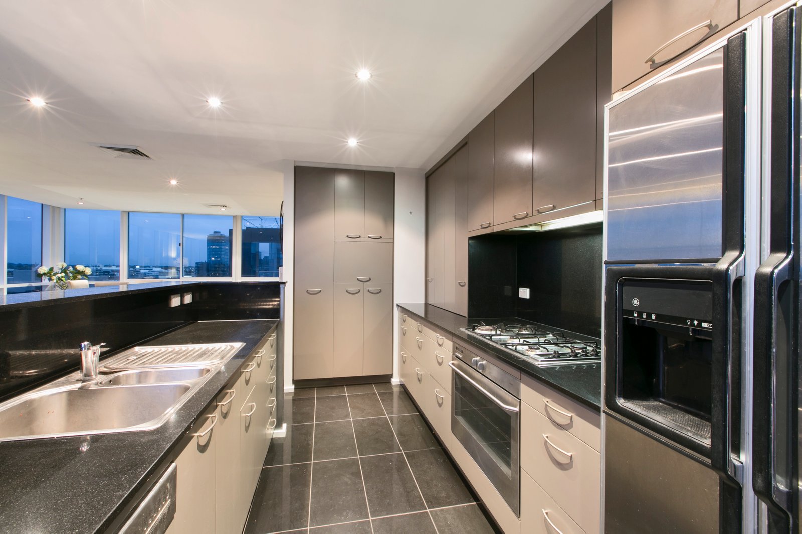 Gallery: 91/604 St Kilda Road