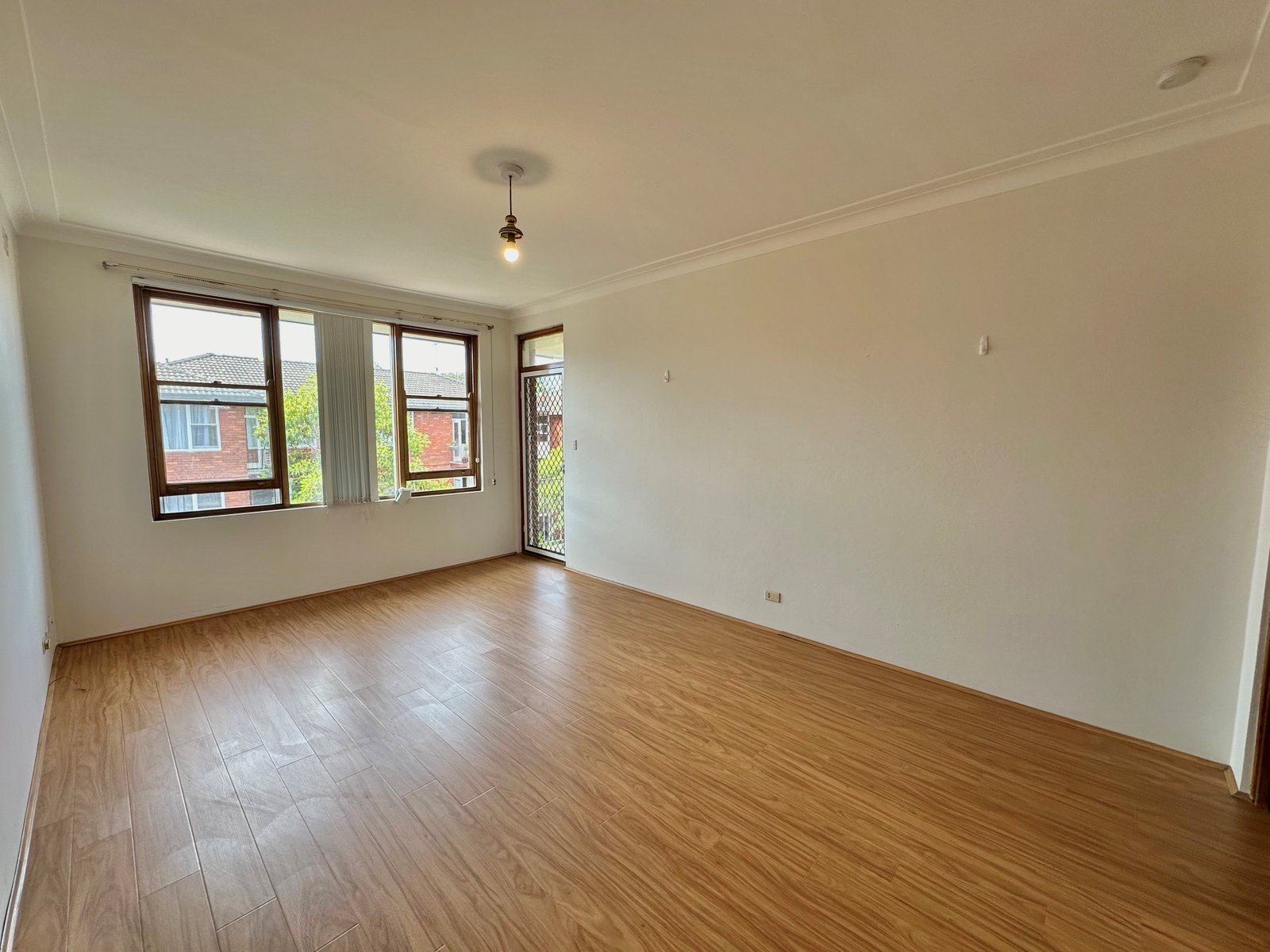 9/162-166 Chuter Avenue RAMSGATE BEACH 2