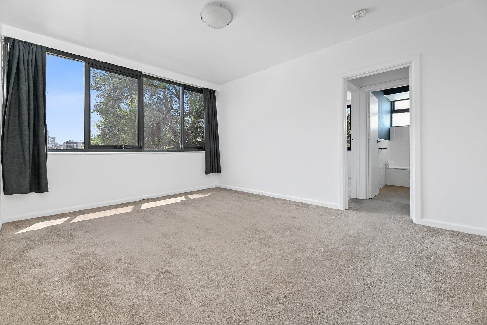 Gallery: 9/162 Chapel Street