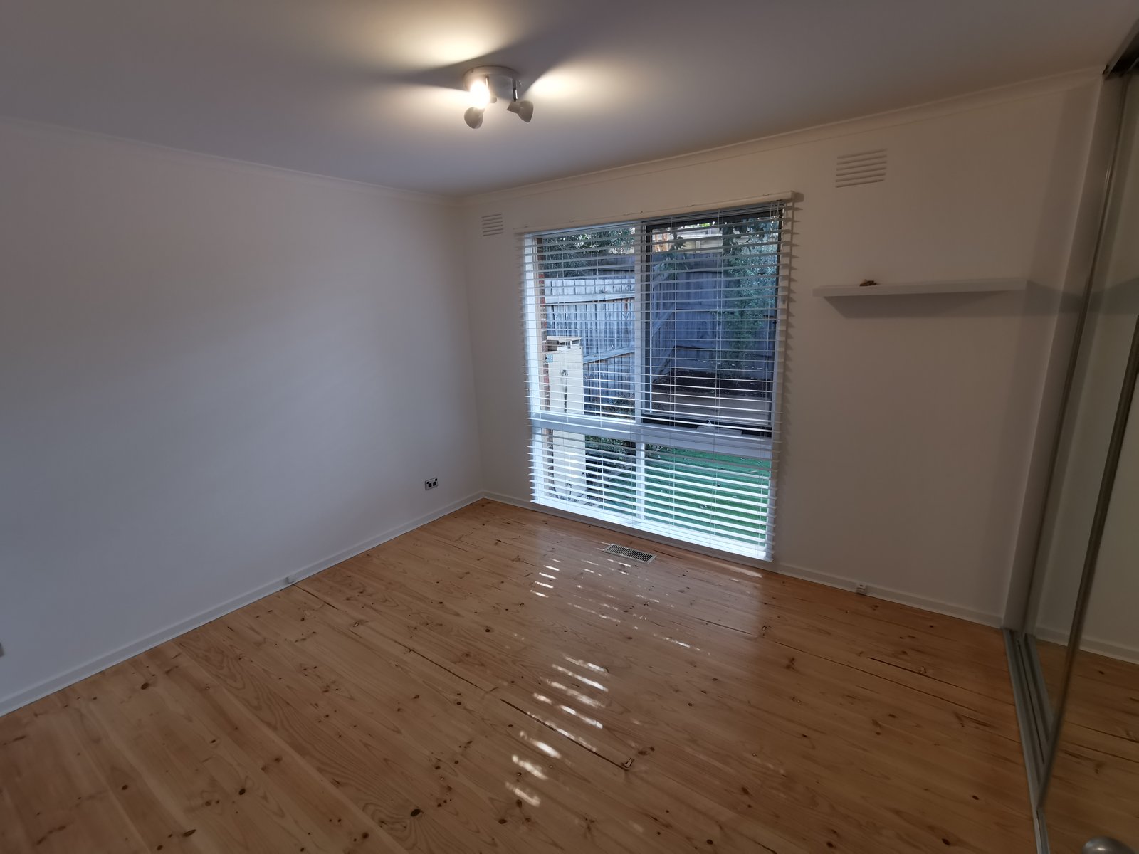 Real Estate and Property in 9/17 Fullwood Parade , Doncaster East, VIC