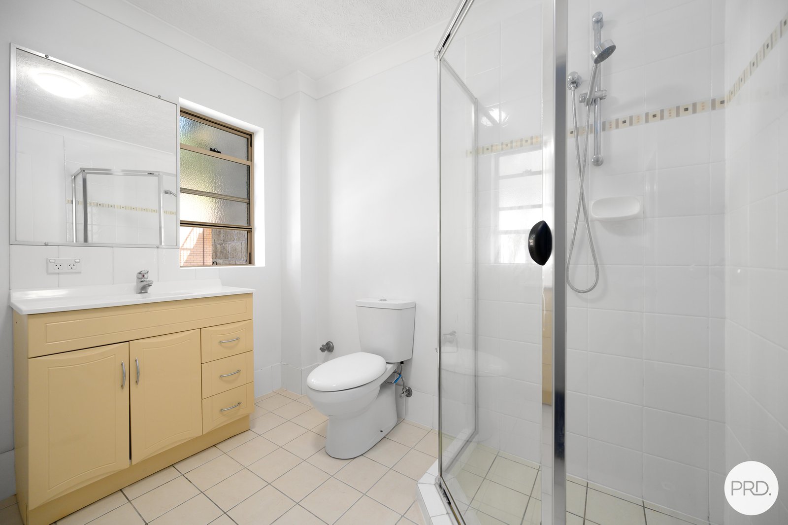 9/17 Lather Street SOUTHPORT 9