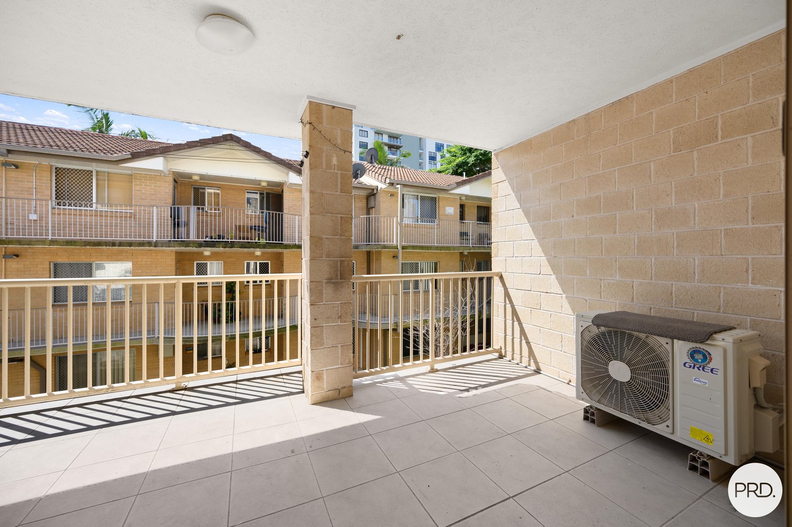 9/17 Lather Street SOUTHPORT 11