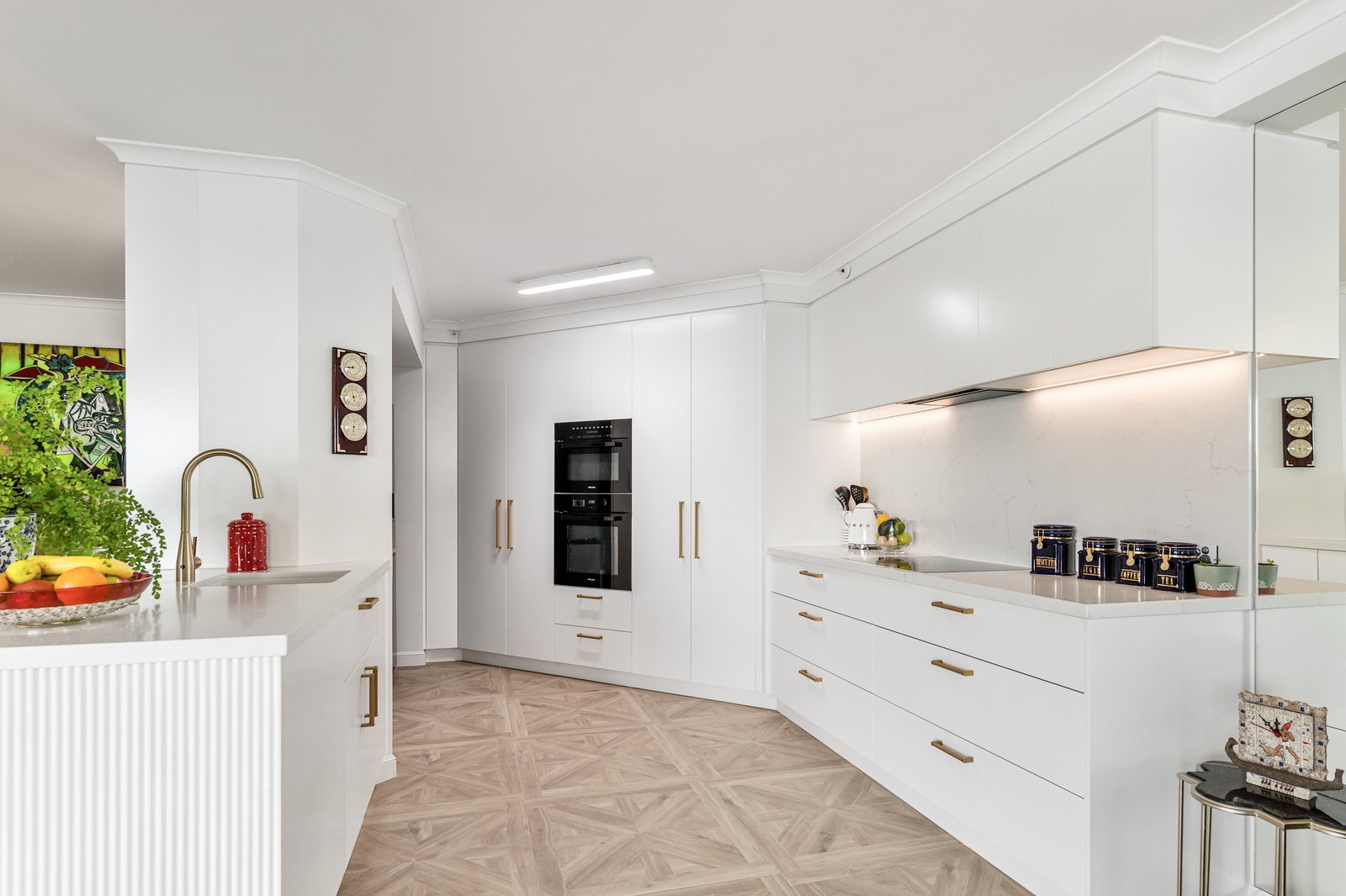 91/70-80 Marine Parade COOLANGATTA 17