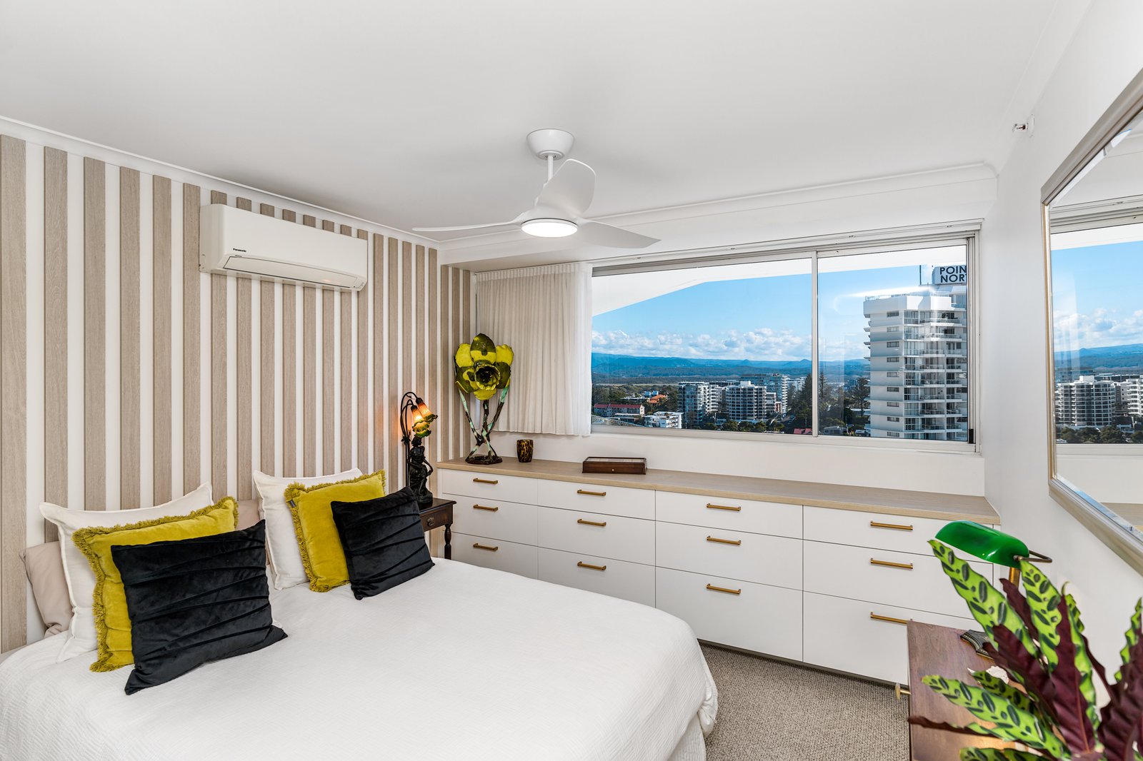 91/70-80 Marine Parade COOLANGATTA 24
