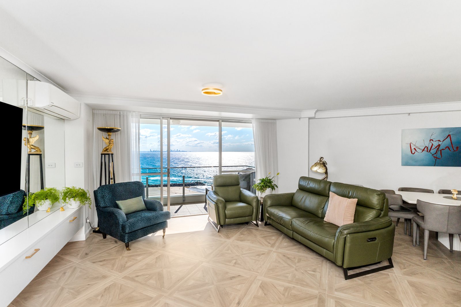 91/70-80 Marine Parade COOLANGATTA 28