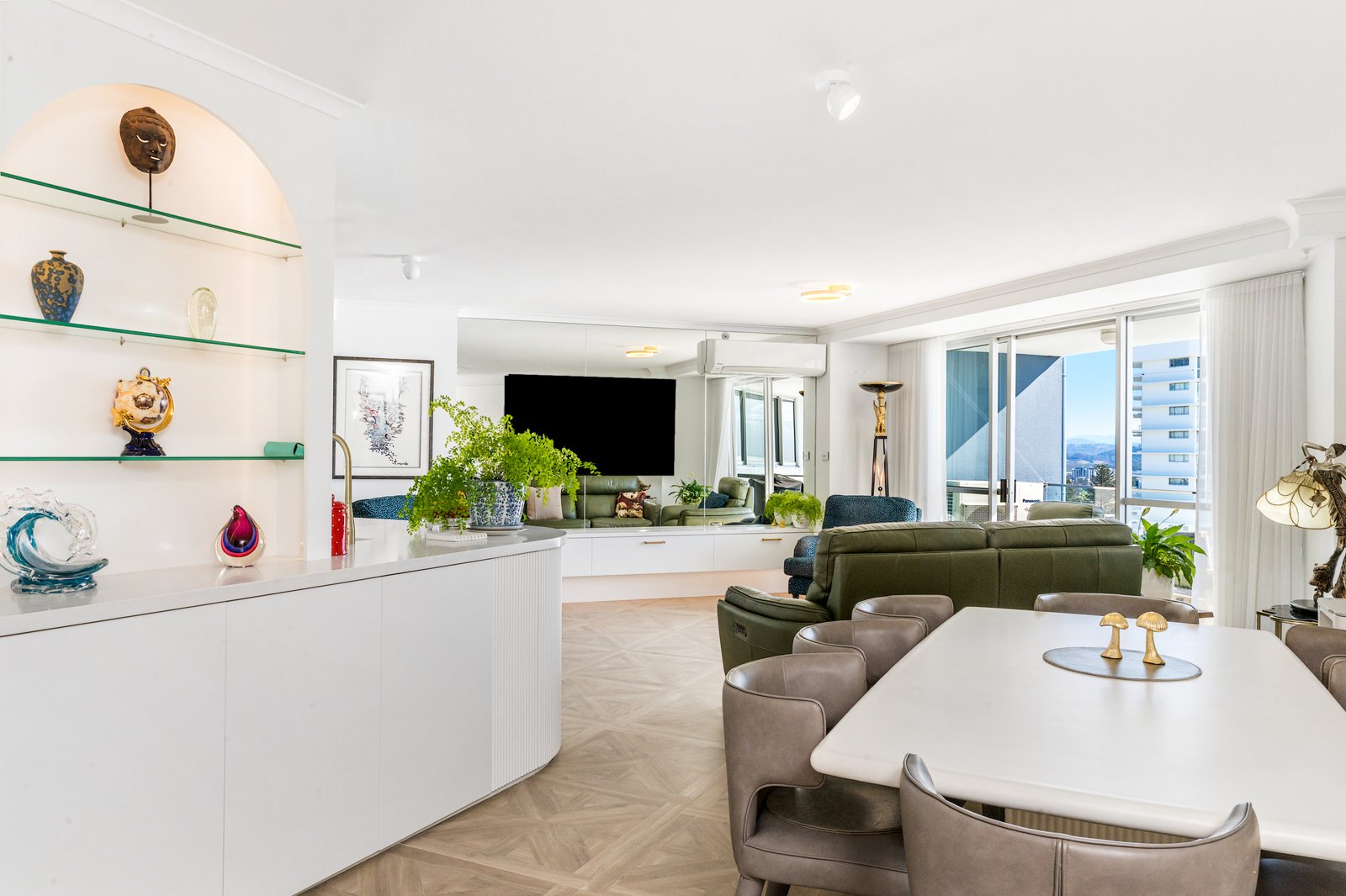 91/70-80 Marine Parade COOLANGATTA 29