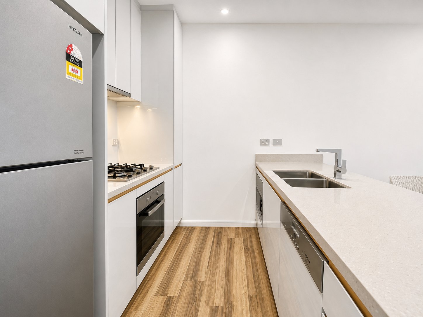 917/15 Oscar Place EASTGARDENS 3