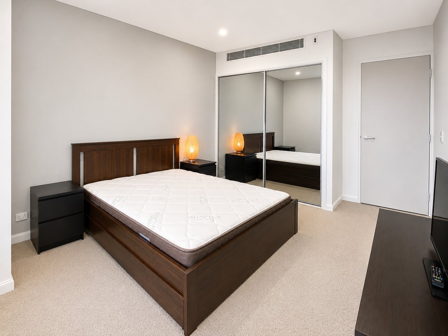 917/15 Oscar Place EASTGARDENS 5