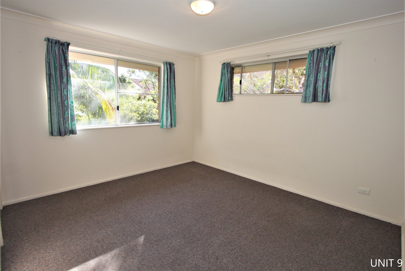 9/175 Muir Street LABRADOR 8