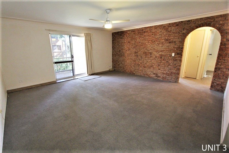 9/175 Muir Street LABRADOR 12