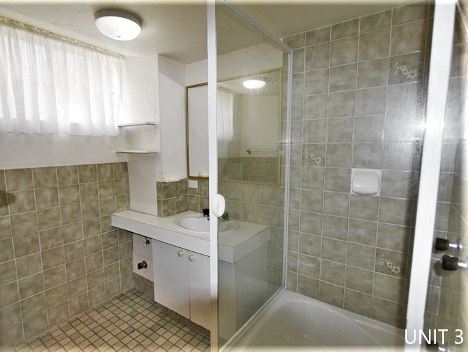 9/175 Muir Street LABRADOR 14