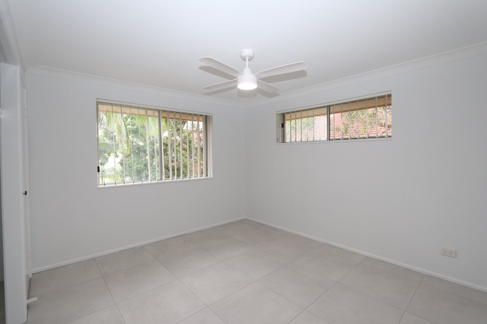 9/175 Muir Street LABRADOR 8