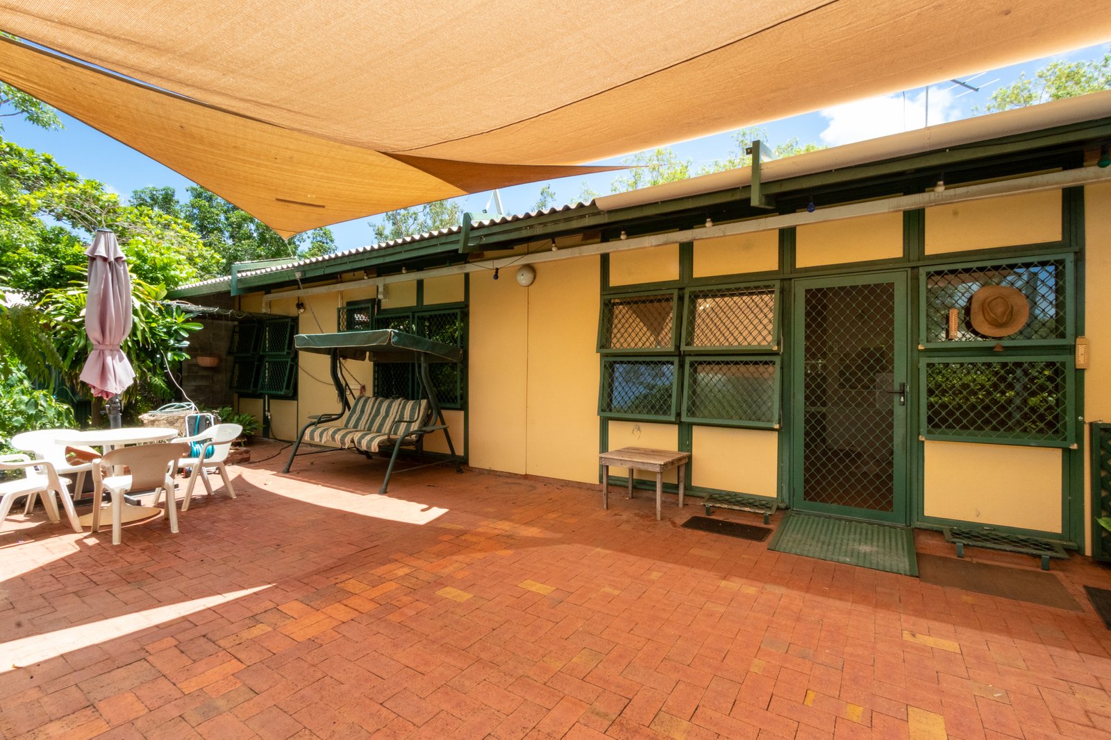 9/18 Barker Street BROOME 2