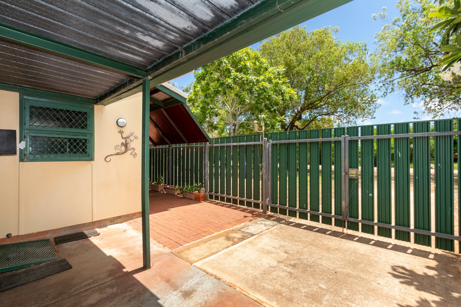 9/18 Barker Street BROOME 19