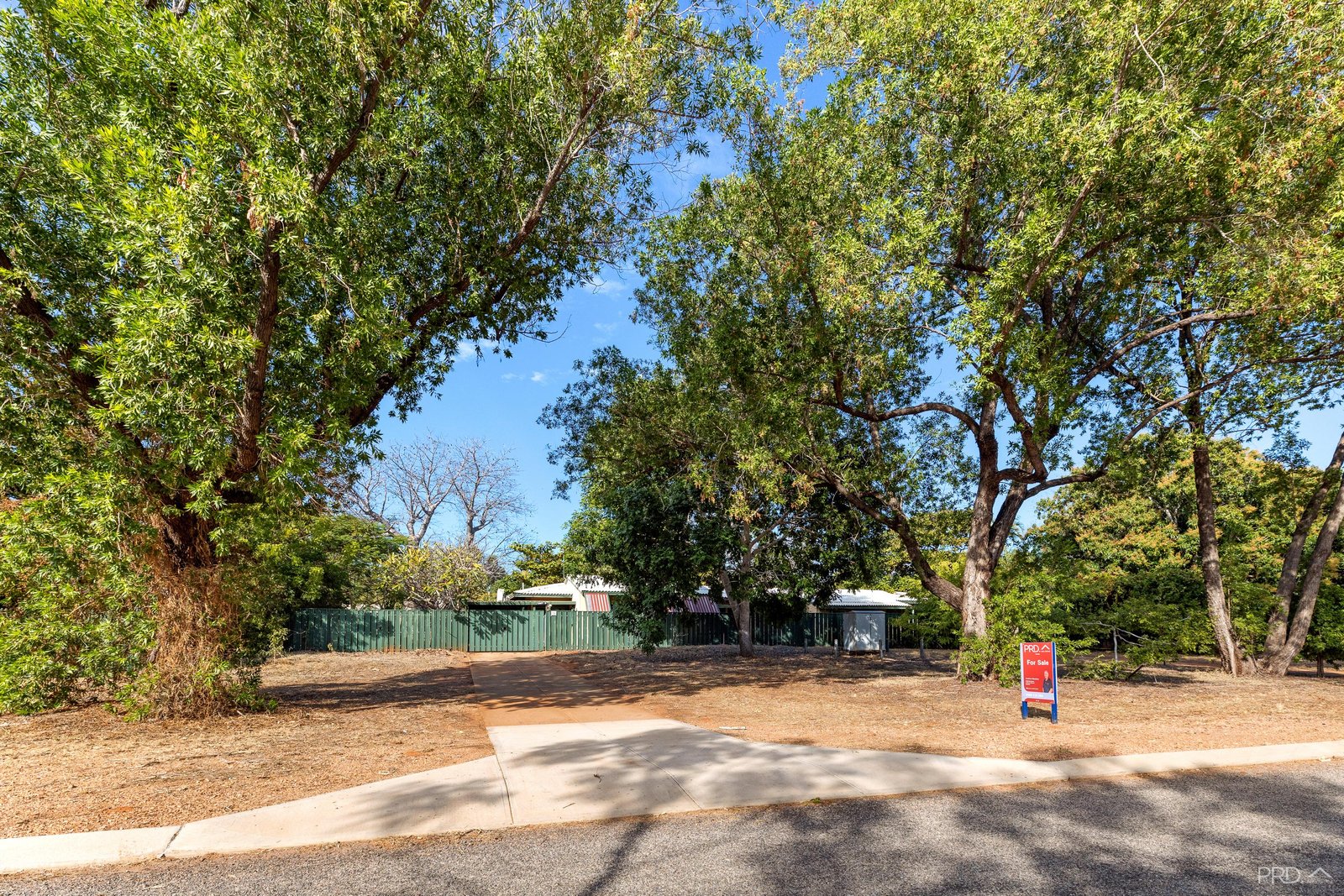 9/18 Barker Street BROOME 16