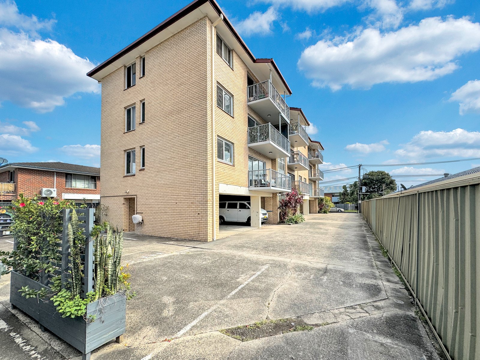 9/18 San Francisco Avenue COFFS HARBOUR 10