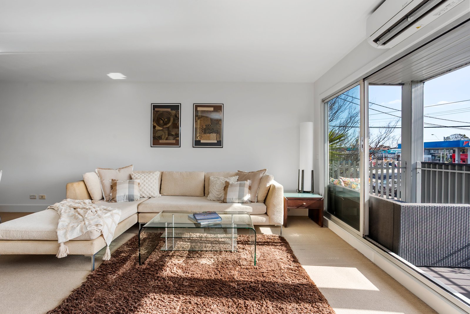 Gallery: 9/185 Francis Street