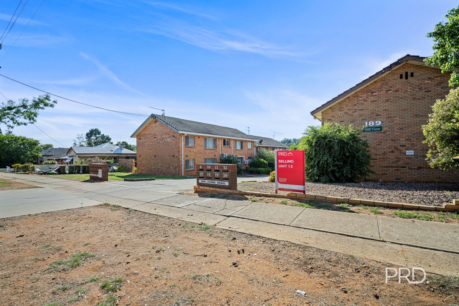 9/189 Lake Albert Road KOORINGAL 2
