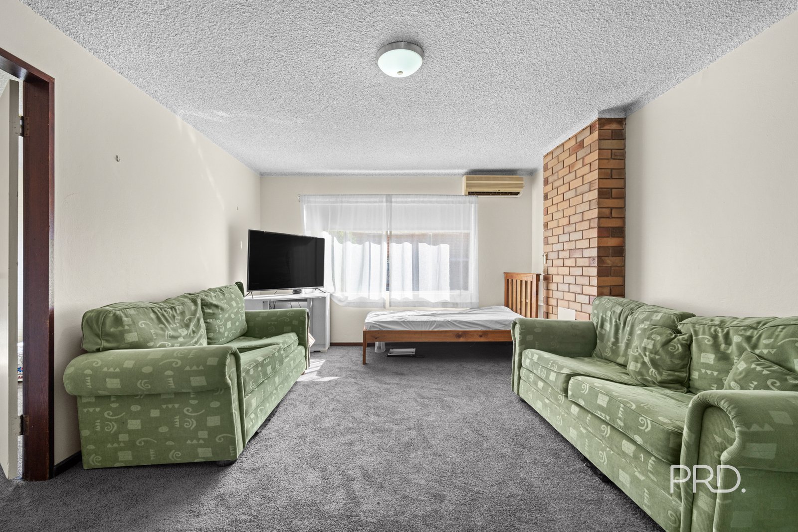 9/189 Lake Albert Road KOORINGAL 5