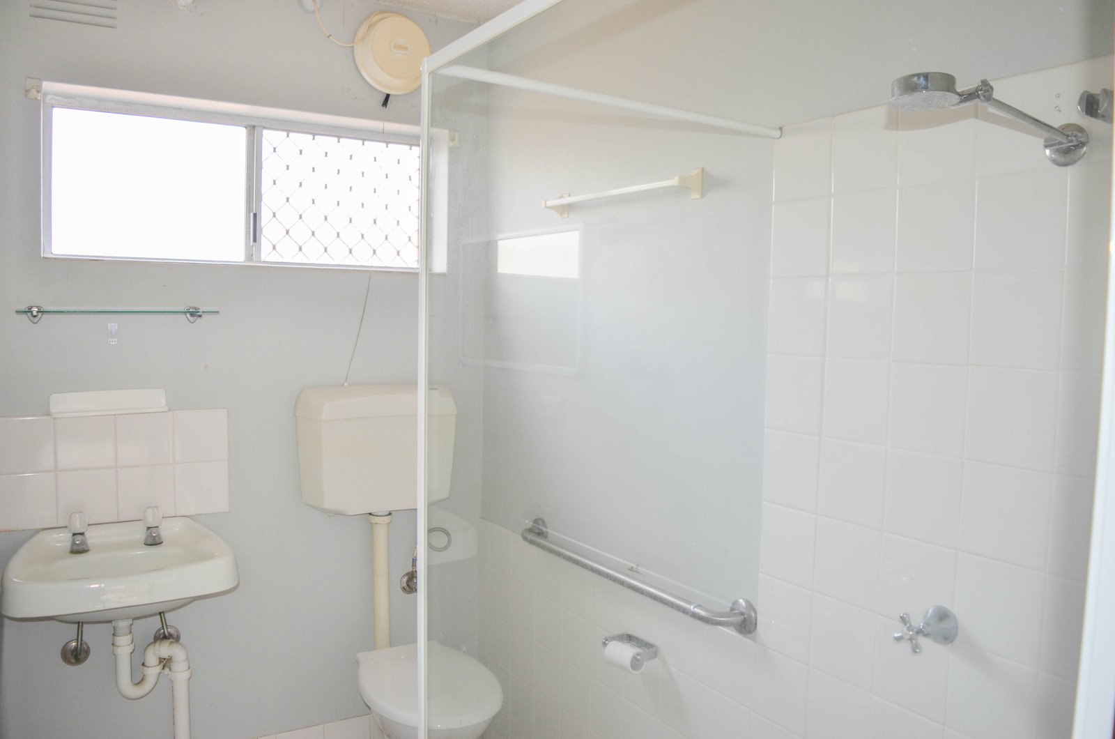 9/189 Lake Albert Road KOORINGAL 7