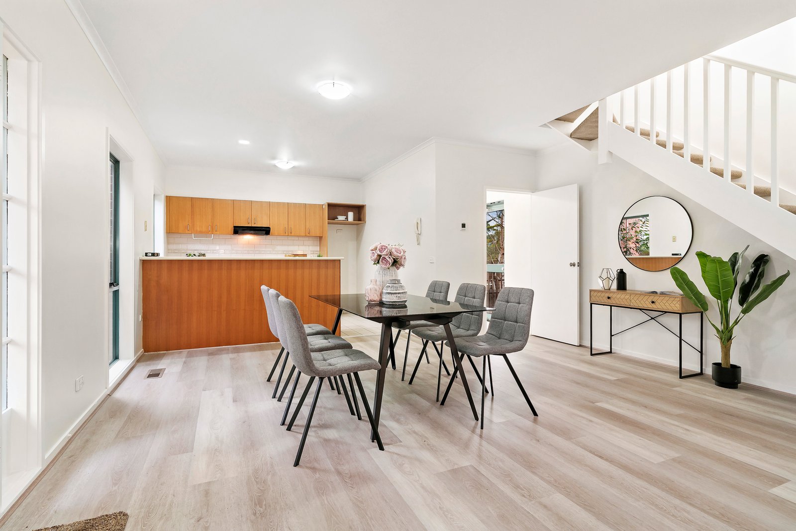 Real Estate and Property in 9/19 Vaughan Crescent , Kew, VIC