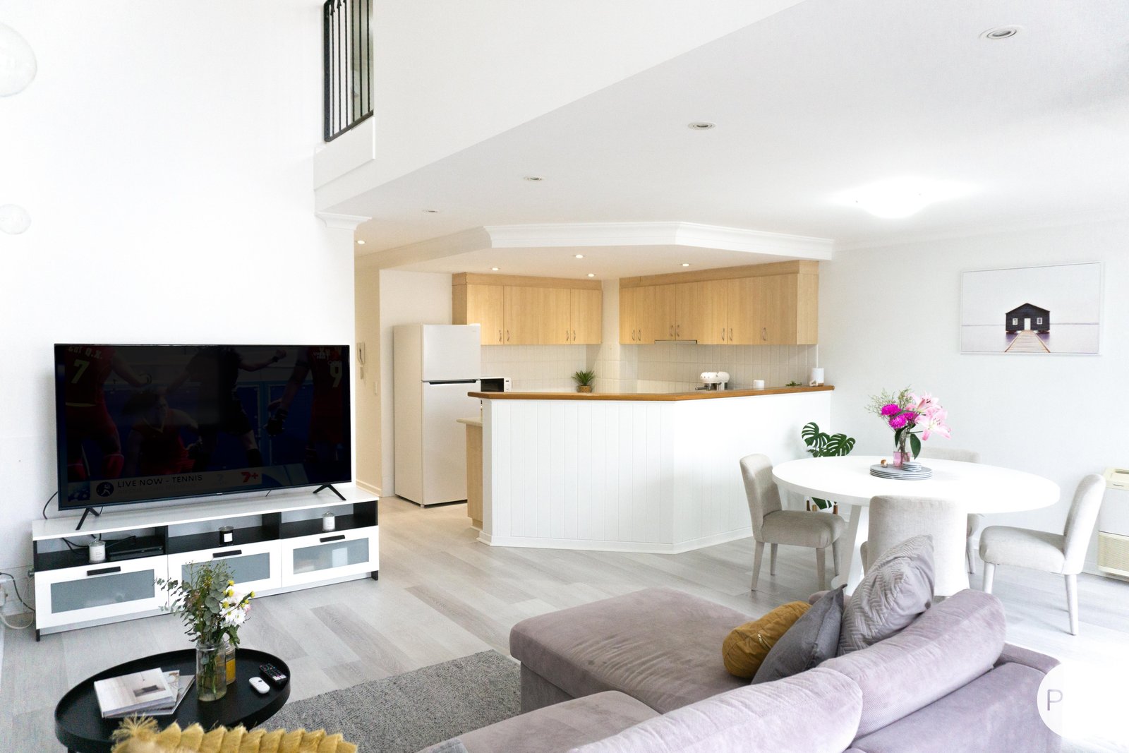 9/192 Hampden Road NEDLANDS 2