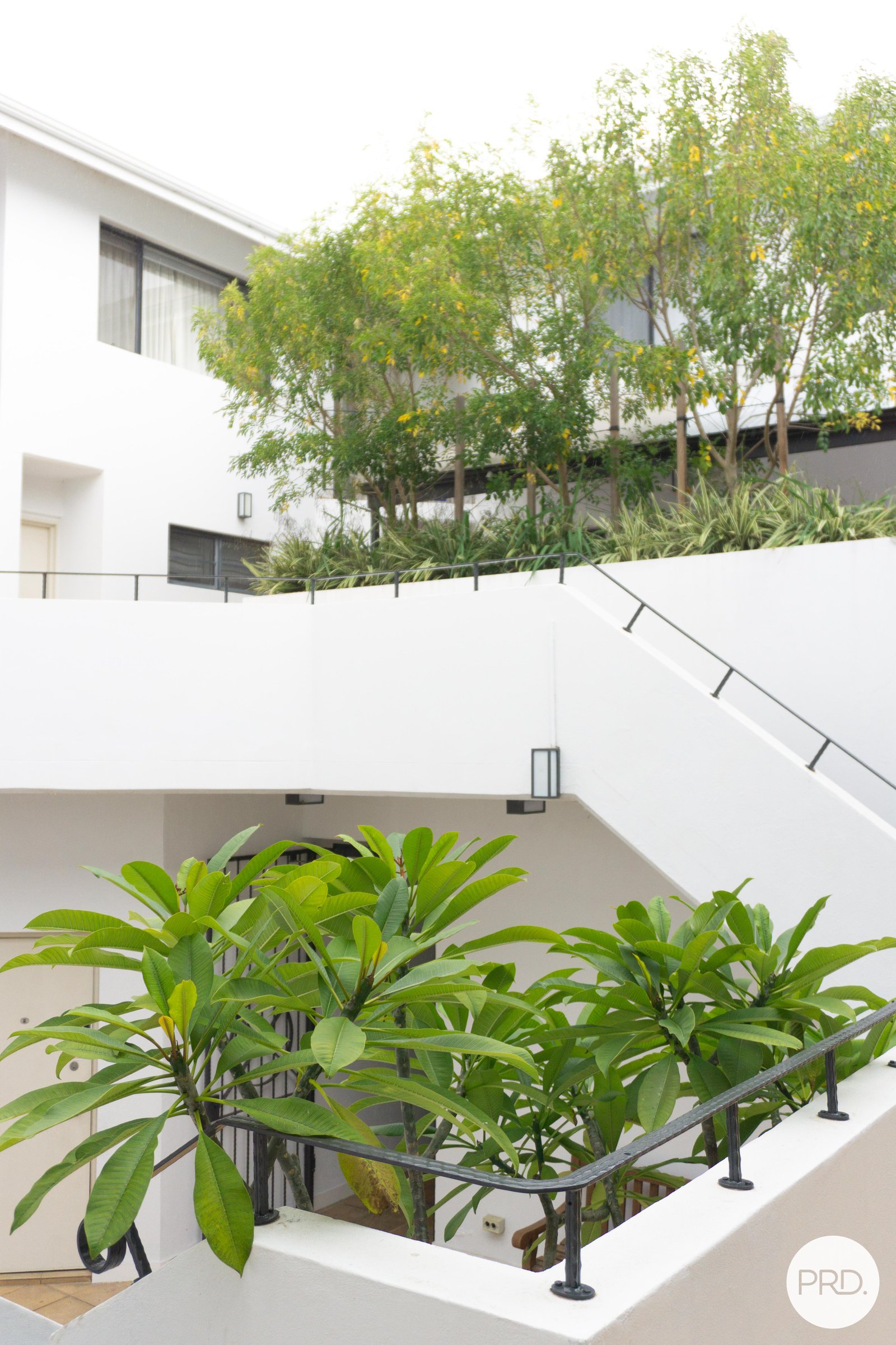 9/192 Hampden Road NEDLANDS 14