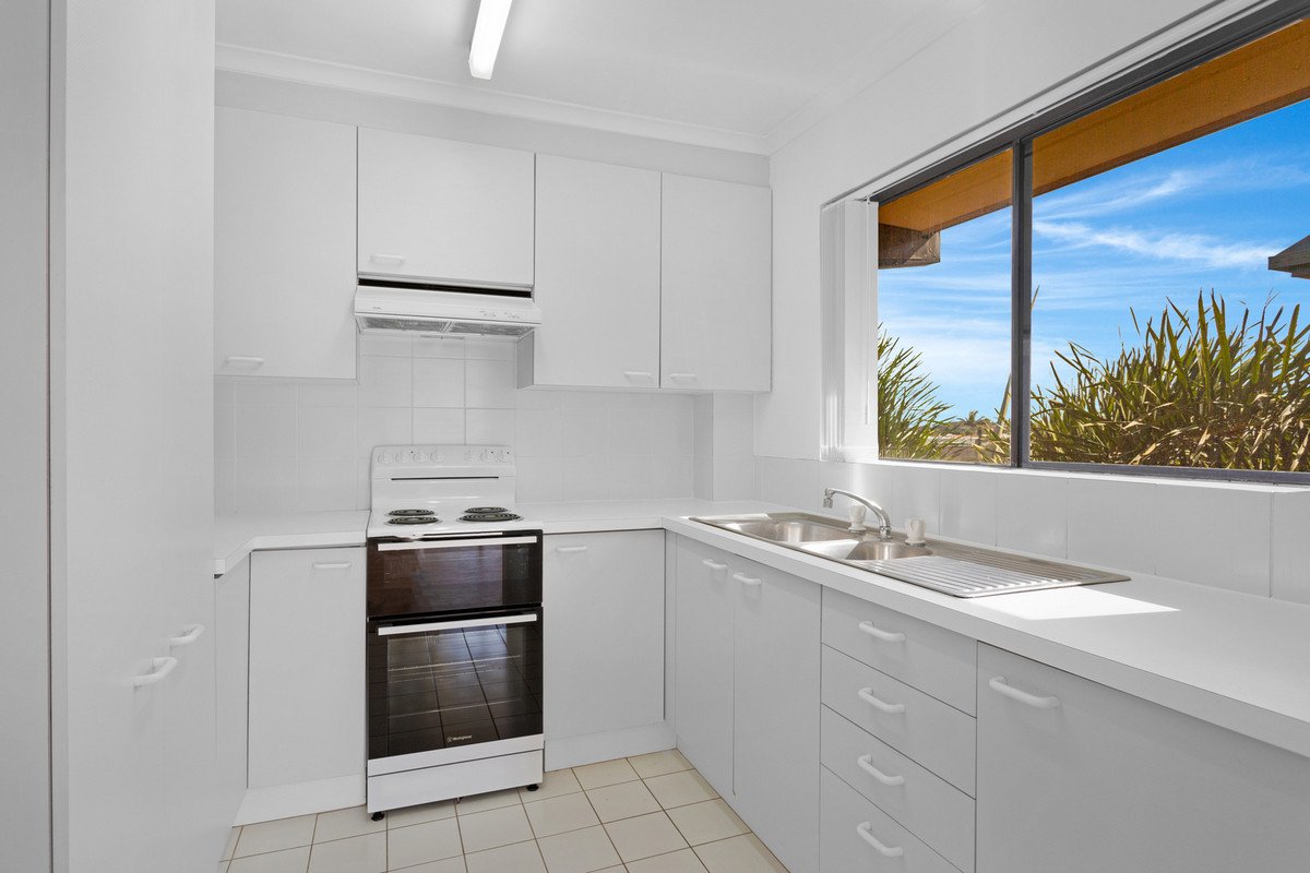 9/1925 Gold Coast Highway BURLEIGH HEADS 3