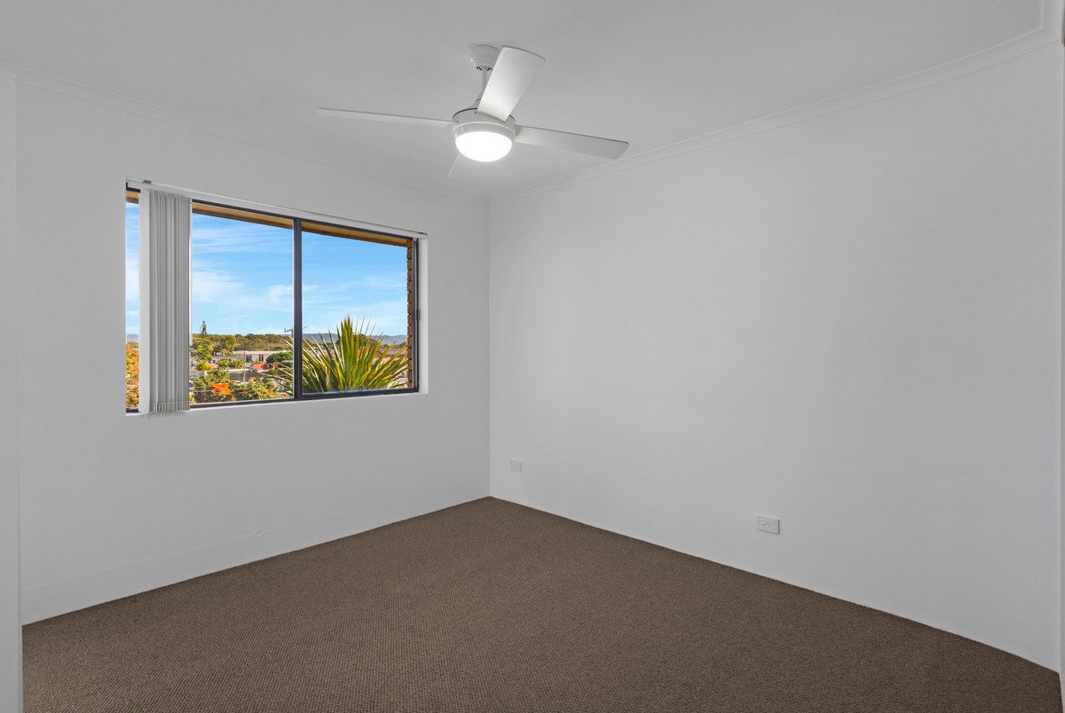 9/1925 Gold Coast Highway BURLEIGH HEADS 7