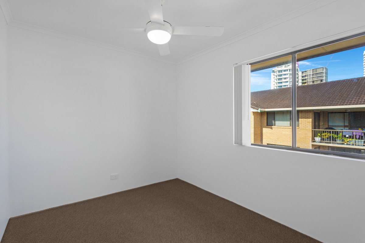 9/1925 Gold Coast Highway BURLEIGH HEADS 9