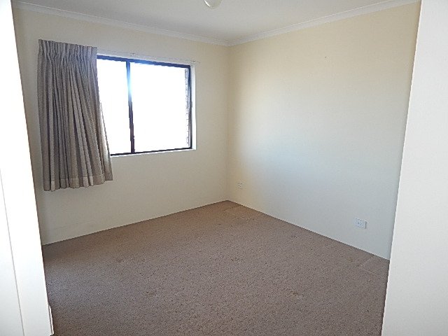 9/1925 Gold Coast Highway BURLEIGH HEADS 8