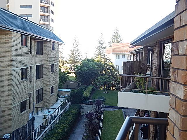 9/1925 Gold Coast Highway BURLEIGH HEADS 9