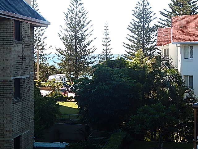 9/1925 Gold Coast Highway BURLEIGH HEADS 11