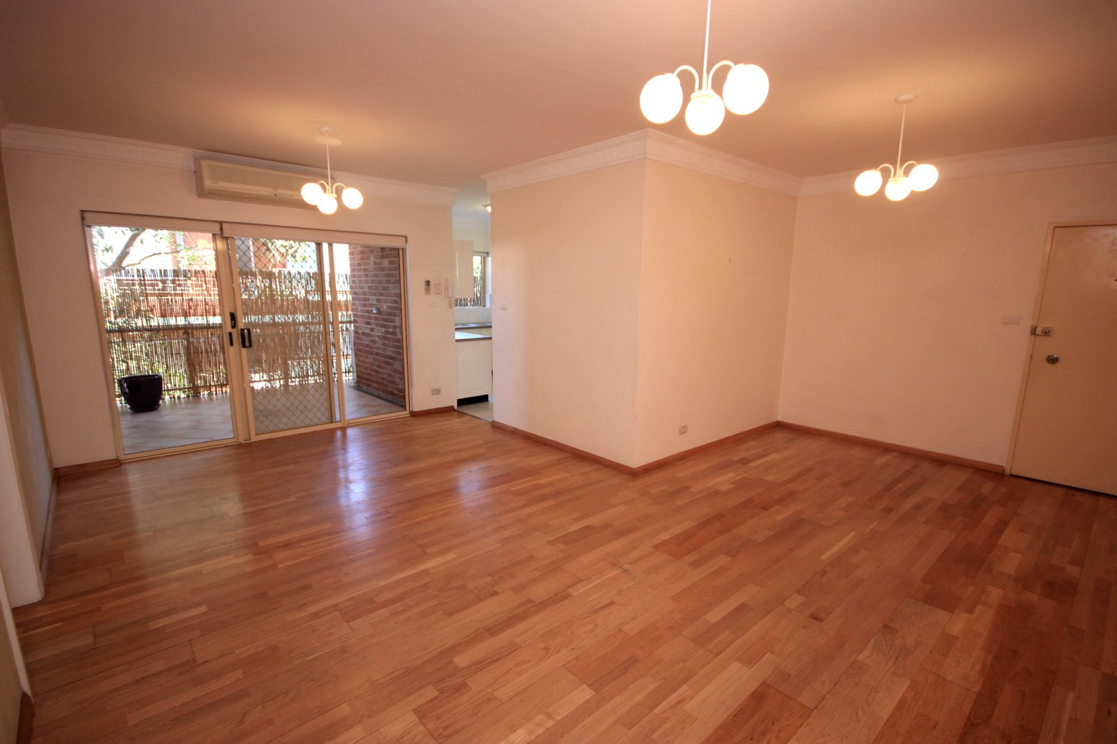 9/193-195 President Avenue MONTEREY 3