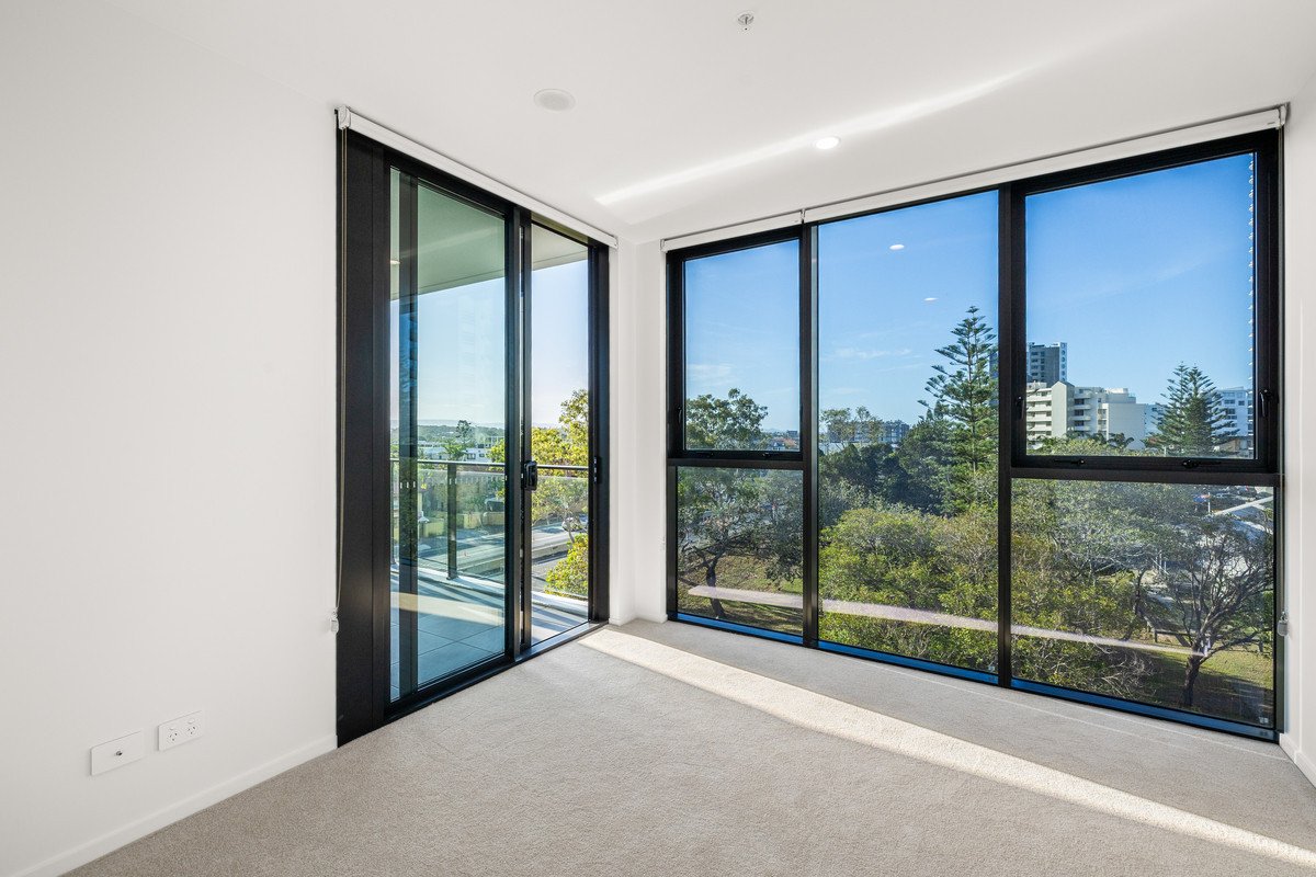 9/1969-1971 Gold Coast Highway Burleigh Heads 5