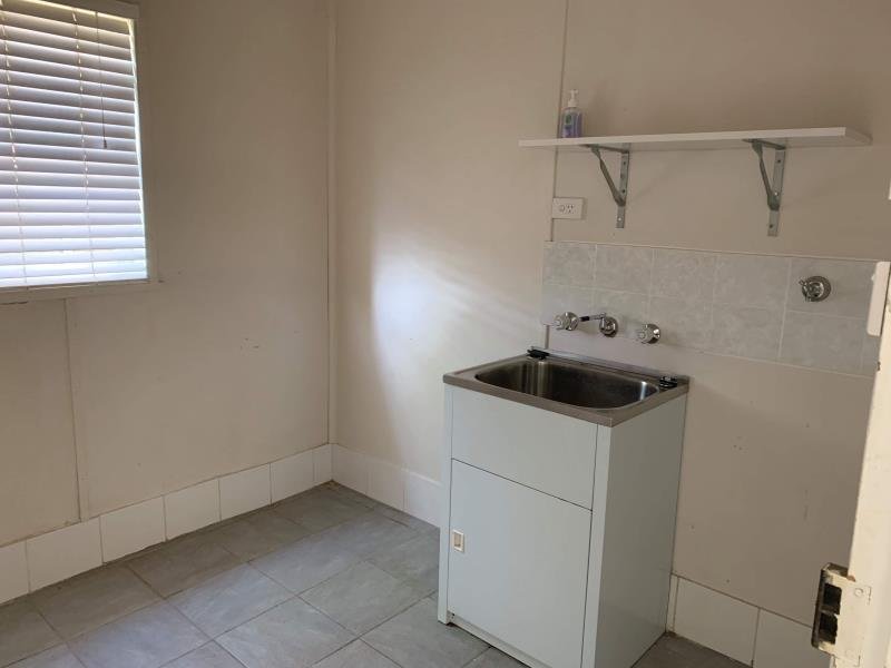 91a Ebsworth Street TAMWORTH 6