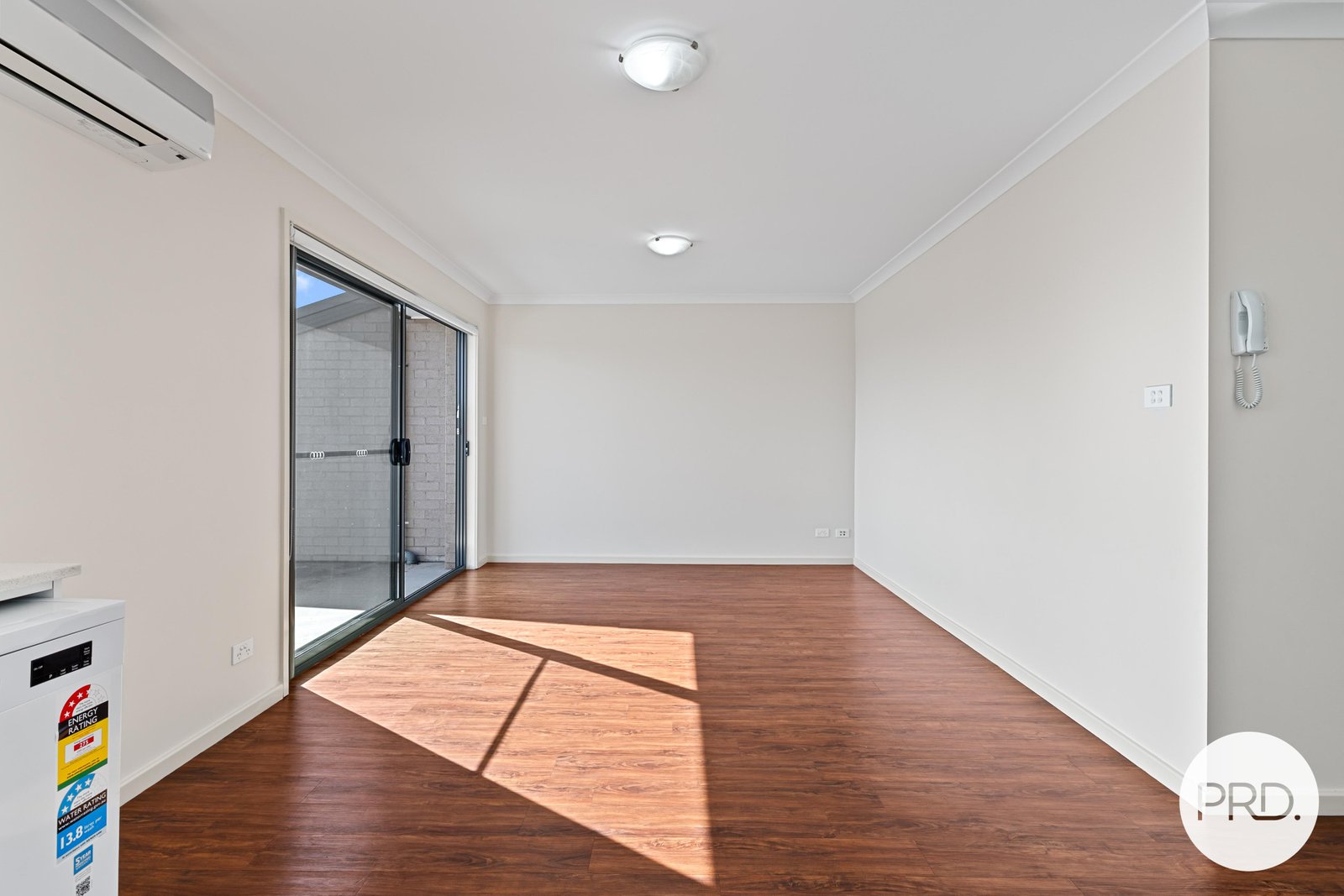 9/2 Adair Street SCULLIN 2